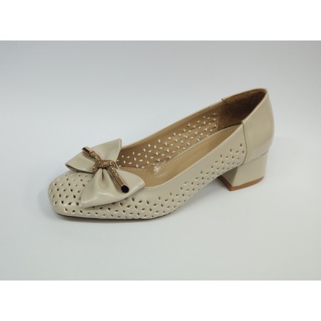 Paris taşlı kurdale detaylı kadın ayakkabı krem