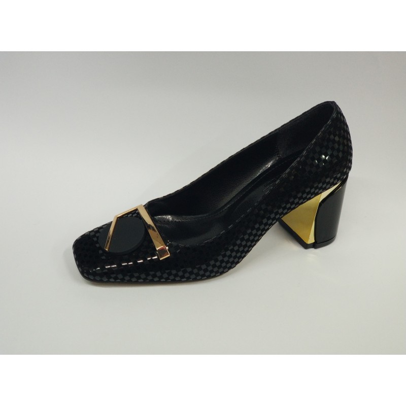 Paris toka detaylı Topuk kısmı gold kadın topuklu ayakkabı siyah