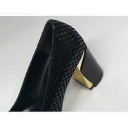 Paris toka detaylı Topuk kısmı gold kadın topuklu ayakkabı siyah