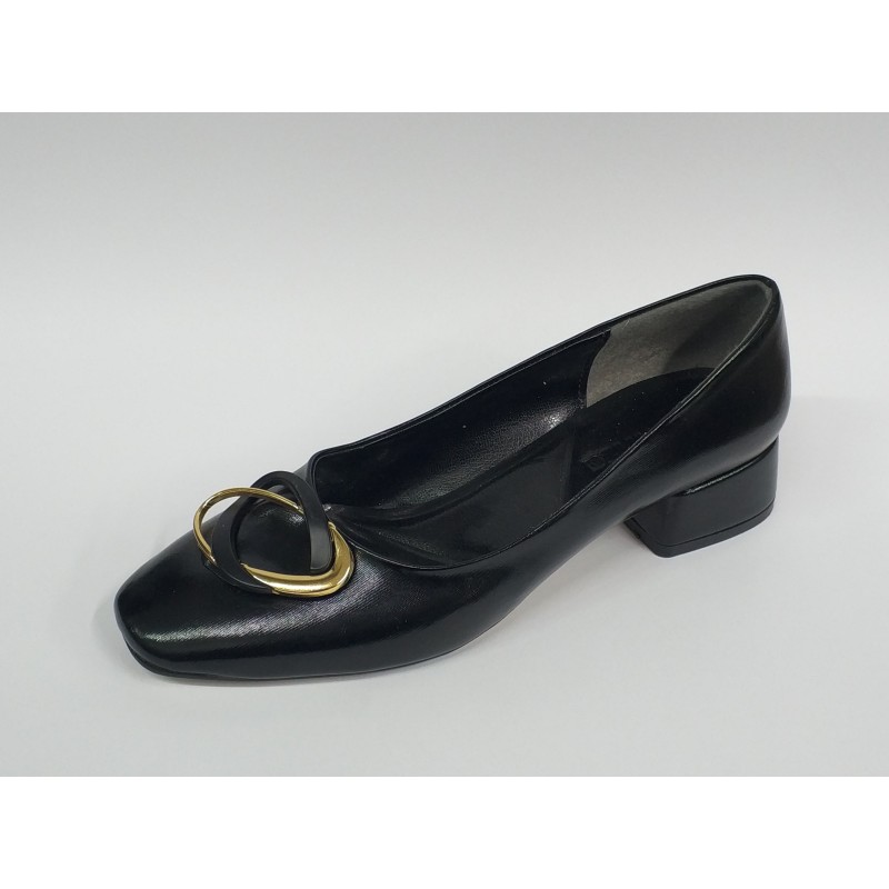 Poliriza toka detaylı kısa topuk kadın ayakkabı rugan siyah