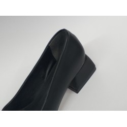 Karino örgü detaylı kısa topuk ayakkabı siyah