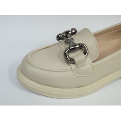 Gns gümüş toka detaylı kadın mevsimlik ayakkabı krem