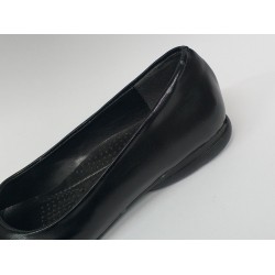 Nehir düz sade kadın babet ayakkabı siyah