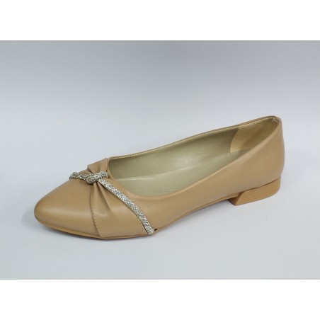 Taş fiyonk detaylı özel numara kadın ayakkabı bej