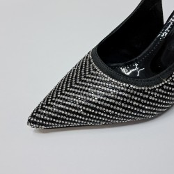 Elvan taş detaylı arkası açık kadın topuklu ayakkabı siyah