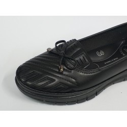 Wanetti 4 nokta Ortopedik fiyonk detaylı anne ayakkabı siyah