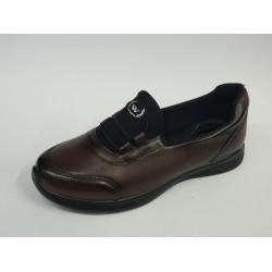 Wanetti 4 nokta Ortopedik lastikli kumaş anne ayakkabı kahve