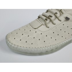 Lion lastik Bağcık detaylı deri kadın ayakkabı krem