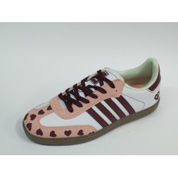 Boulder Ortopedik kadın spor ayakkabı kalp detaylı bordo beyaz