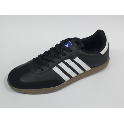 Boulder Ortopedik kadın spor ayakkabı kalp detaylı siyah beyaz