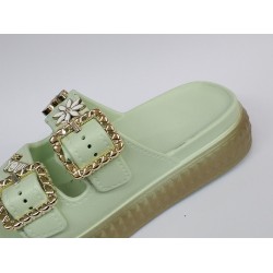 Gökçe çift tokalı kalın taban suya dayanıklı kadın terlik yeşil