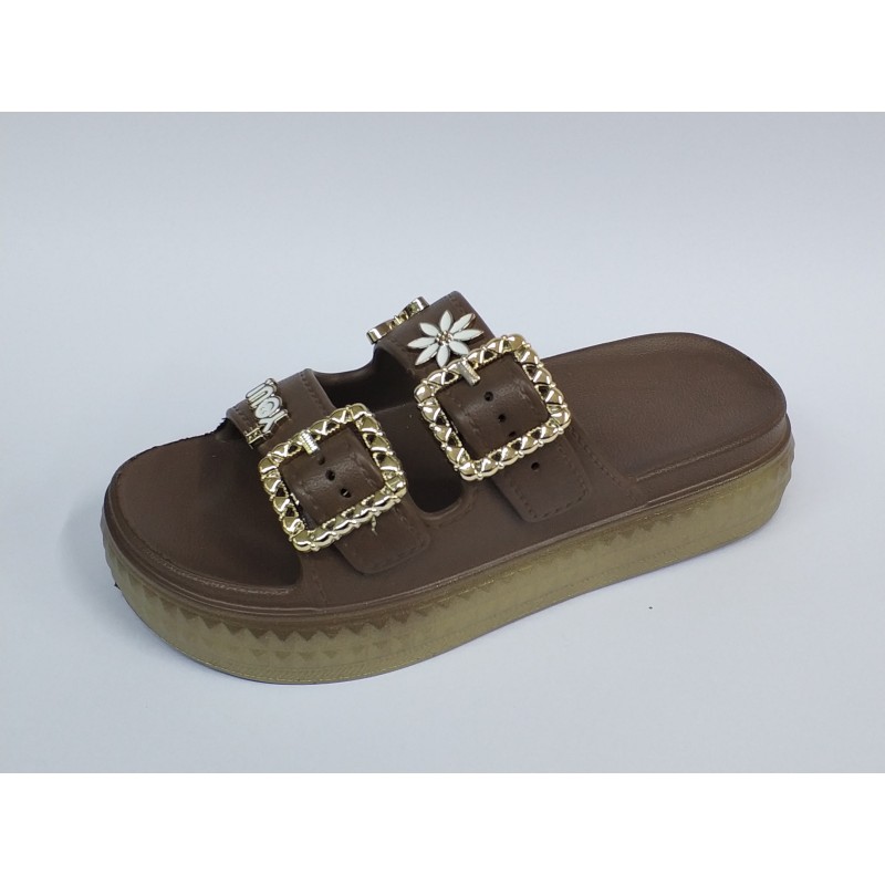 Gökçe çift tokalı kalın taban suya dayanıklı kadın terlik kahve