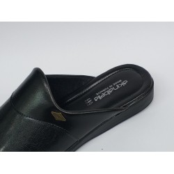 Akınal Bella burnu kapalı Ortopedik erkek terlik siyah