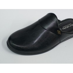 Akınal Bella burnu kapalı Ortopedik erkek terlik siyah