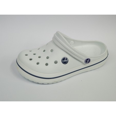 Akınal burnu kapalı suya dayanıklı kadın terlik beyaz