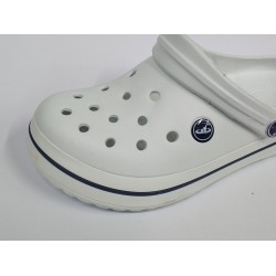 Akınal burnu kapalı suya dayanıklı kadın terlik beyaz