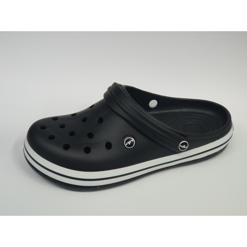 Akınal burnu kapalı suya dayanıklı erkek terlik siyah