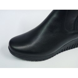 Muya Ortopedik deri 6 nokta kadın dolgu topuk bot siyah