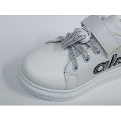 Minimass kız çocuk Ortopedik bağcık detaylı yapışkanlı spor ayakkabı beyaz