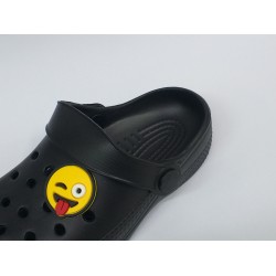 Akım erkek çocuk suya dayanıklı burnu kapalı plastik terlik siyah