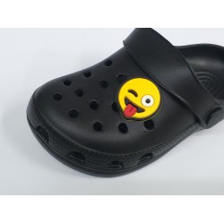 Akım erkek çocuk suya dayanıklı burnu kapalı plastik terlik siyah