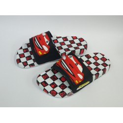 Gezer suya dayanıklı araba resmi detaylı erkek çocuk terlik siyah renkli