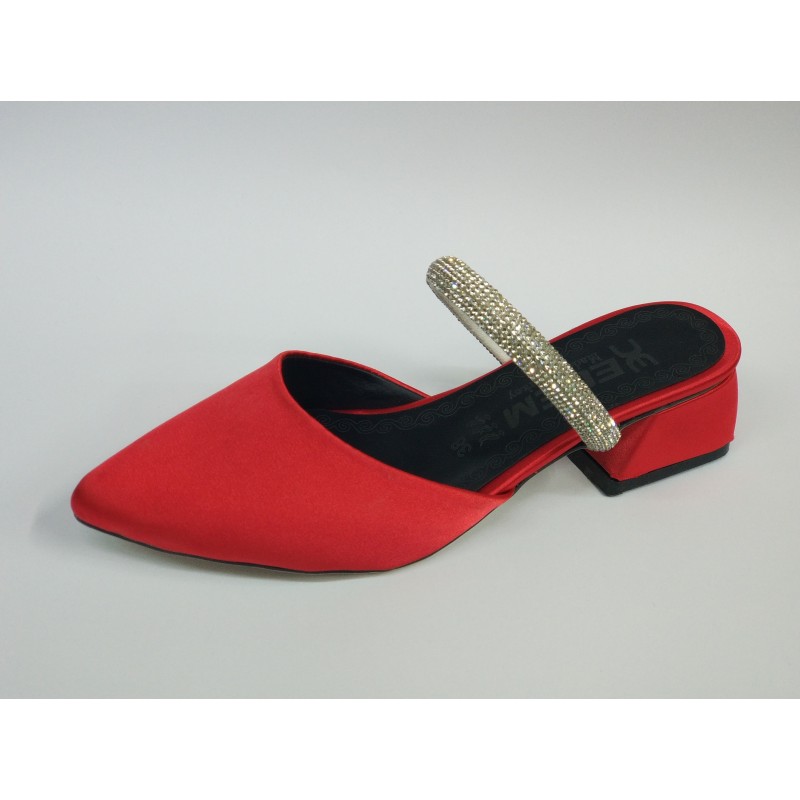 Ecem taş bantlı şeffaf topuk kadın terlik kırmızı