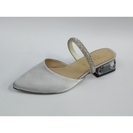 Taş bant detaylı kısa şeffaf topuk kadın terlik gümüş