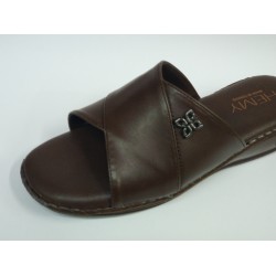 Hemy Ortopedik çapraz toka detaylı kadın terlik kahve