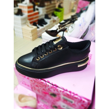 Paris gold detaylı Ortopedik kadın mevsimlik ayakkabı siyah