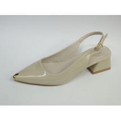 Vespero rugan kısa topuk gold detaylı kadın ayakkabı krem