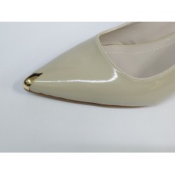 Vespero rugan kısa topuk gold detaylı kadın ayakkabı krem