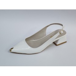 Vespero rugan kısa topuk gold detaylı kadın ayakkabı beyaz