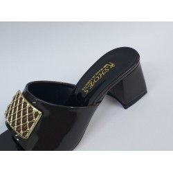 Rugan toka detaylı kalın topuk kadın terlik kahverengi