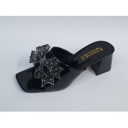 Rugan taş kurdale detaylı kalın topuk terlik siyah