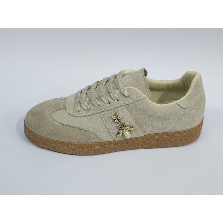 Şanzelize Ortopedik gold toka detaylı Bağcıklı kadın spor ayakkabı bej