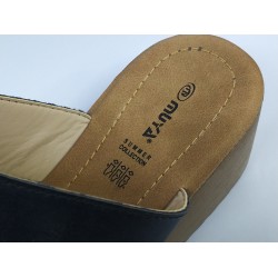 Muya Ortopedik dolgu topuk taş bantlı kadın terlik siyah