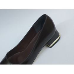 Nehir Ortopedik kısa topuk kadın ayakkabı kahverengi