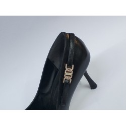 Nehir Ortopedik taş detaylı stiletto kadın ayakkabı siyah