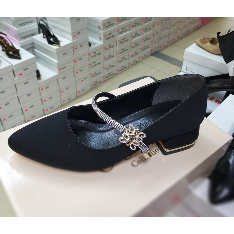 Nehir taş kemer detaylı kısa topuk kadın ayakkabı siyah