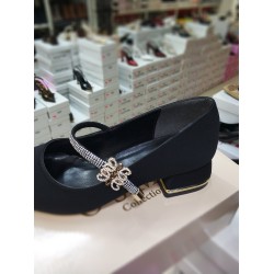 Nehir taş kemer detaylı kısa topuk kadın ayakkabı siyah