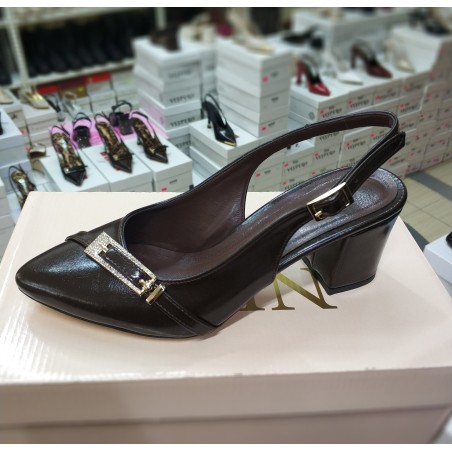 Nehir gold toka detaylı arkası açık kadın topuklu ayakkabı kahverengi