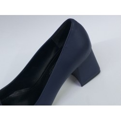 Paris taş fiyonk detaylı kalın topuk ayakkabı lacivert