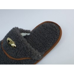 Burnu kapalı yünlü kışlık kadın terlik koyu gri