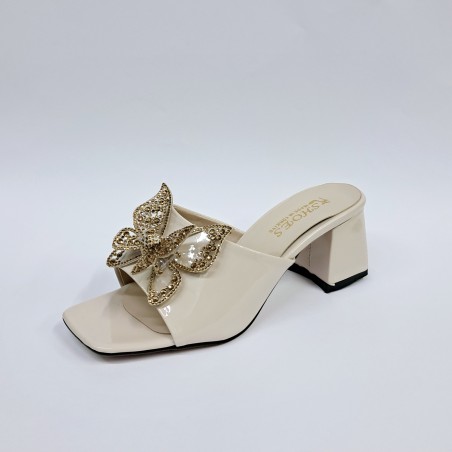 New Collection kelebek detaylı kadın topuklu terlik bej