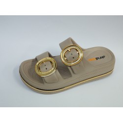 Akınal Bella suya dayanıklı gold toka detaylı kadın terlik bej