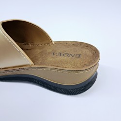 Enova kemerli parlak kadın terlik gold