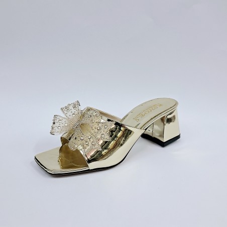 New Collection kurdele detaylı rugan kadın topuklu terlik gold