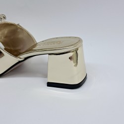 New Collection kurdele detaylı rugan kadın topuklu terlik gold