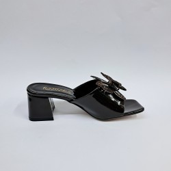 New Collection kelebek detaylı kadın topuklu terlik kahverengi